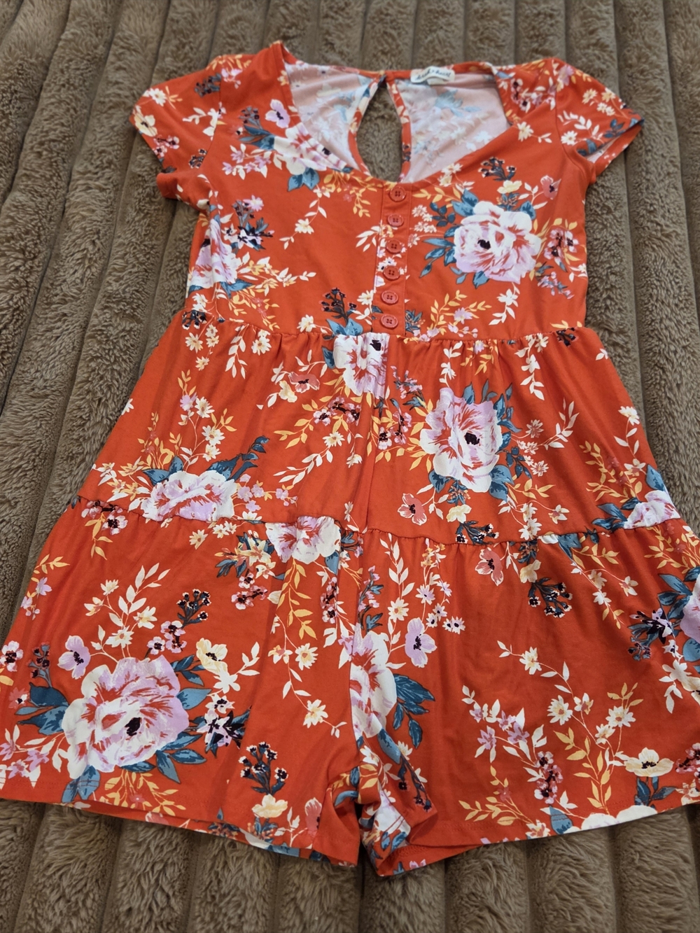 Derek Heart Womenβs Multicolor Red Floral Short Romper One-Piece Regular M